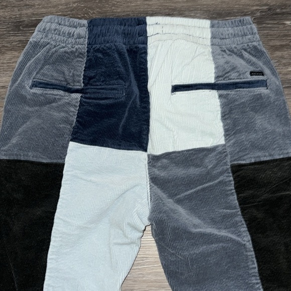 SOLD ON E - Picture 4 of 8